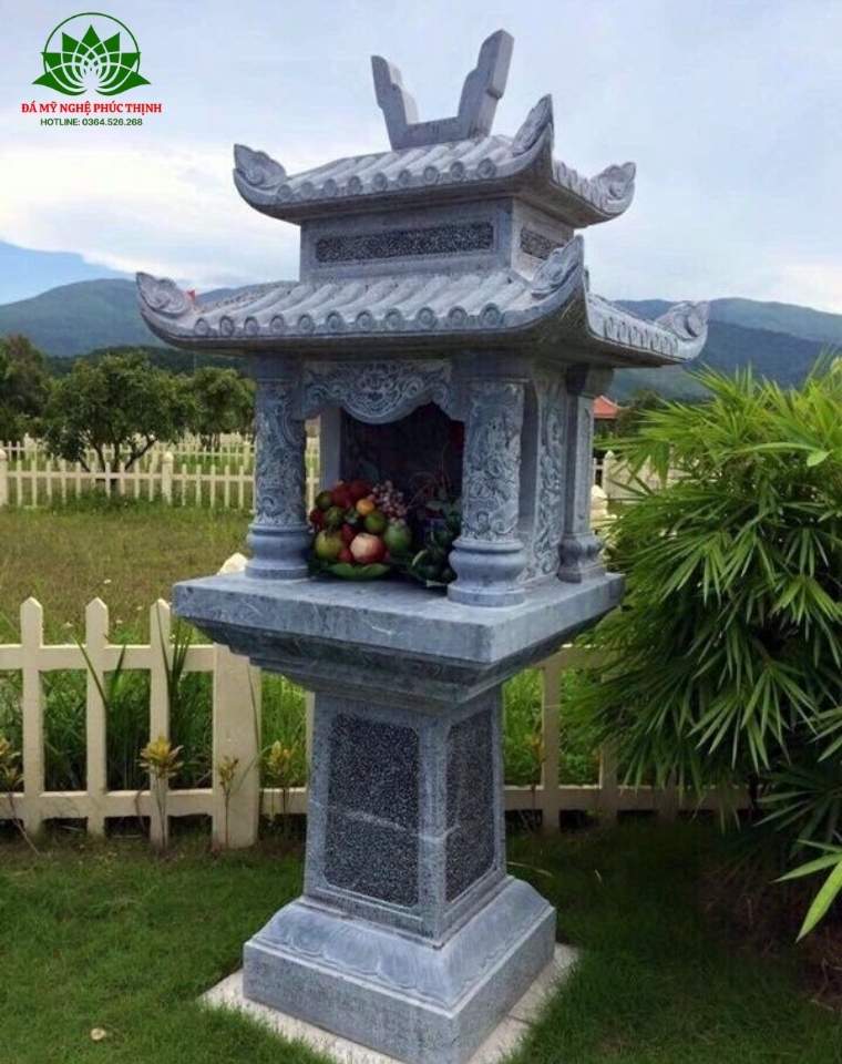 Bàn Thờ Thiên đá hai mái