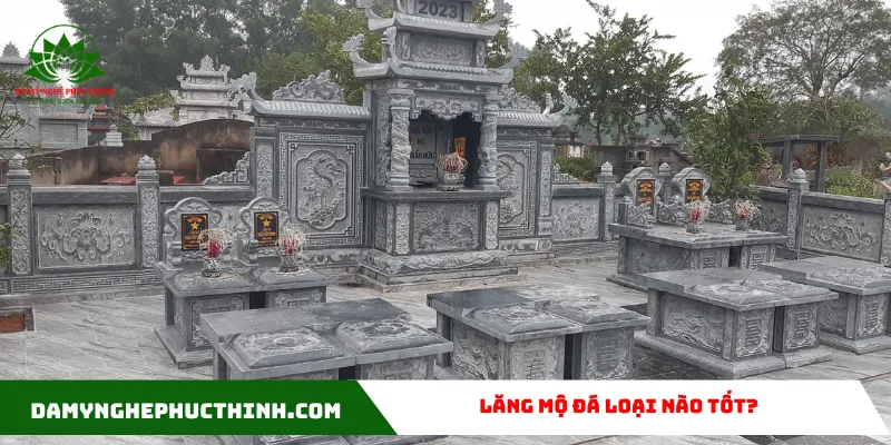 Lăng mộ làm từ đá được thiết kế đa dạng hoa văn 