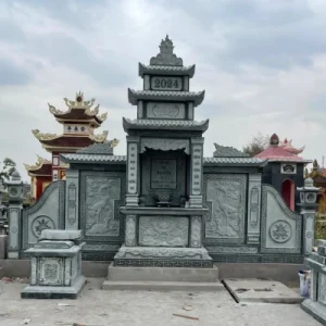 Lăng mộ đá 3 mái thể hiện sự tôn kính