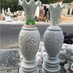 Cặp lọ hoa đá trắng