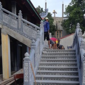 Lan can đá cầu thang