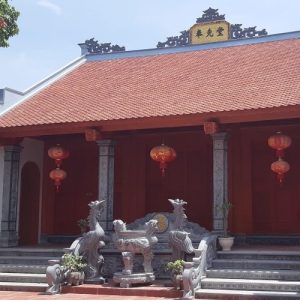 Mẫu lư hương đá nhỏ