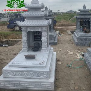 Mộ đá tam cấp đá trắng