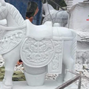 Tượng ngựa đá