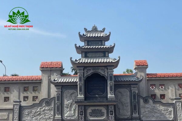 Lăng mộ đá 3 mái có cánh đá xanh đen