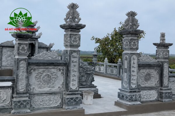 Cổng đá cho khu lăng mộ