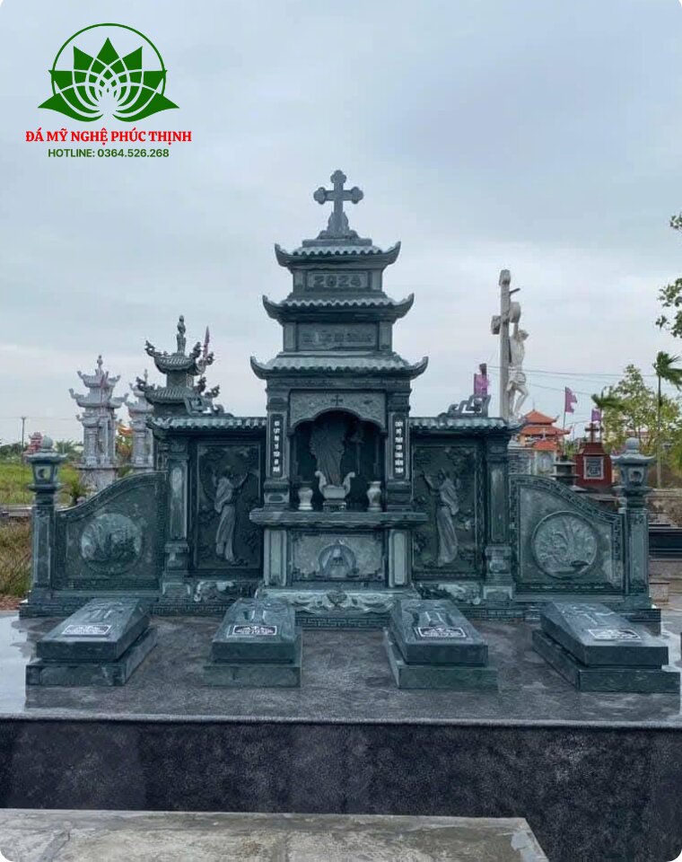 Mộ đá xanh rêu thể hiện sự sang trọng, đẳng cấp