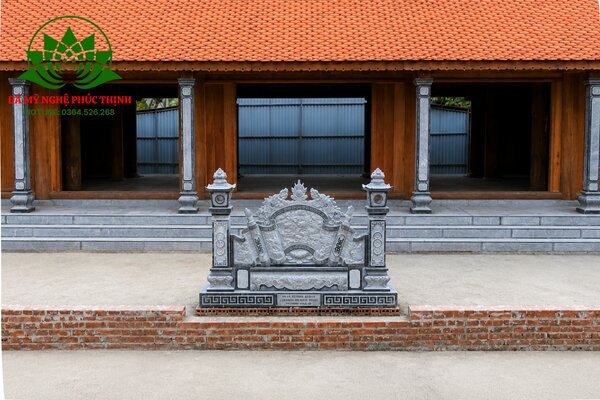 Bậc tam cấp đá cho nhà thờ