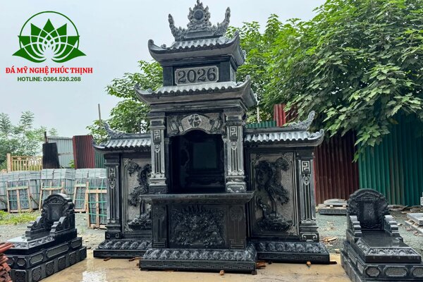 Lăng thờ chung được xem là trung tâm của toàn bộ khu lăng mộ