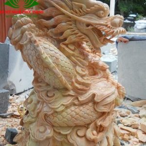 Tượng Đá Rồng Vàng