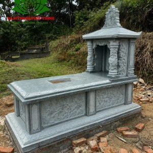 Mộ đá một mái màu xanh
