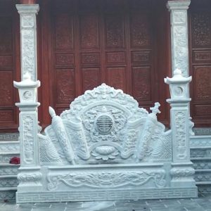 Cuốn thư đá trắng chân quỳ nhà thờ họ