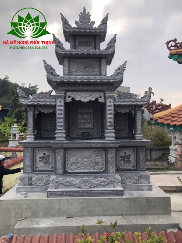 Mẫu lăng thờ tam quan đá xanh đen